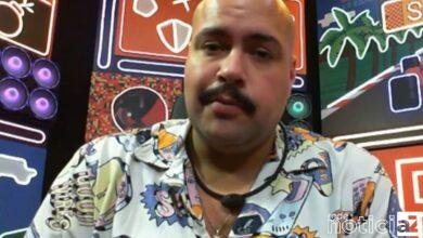 Tiago Abravanel aperta o botão de desistência e sai do BBB 22