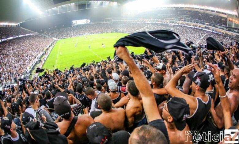 Estádios devem voltar a ter ocupação de 100% de público, diz Governo de SP