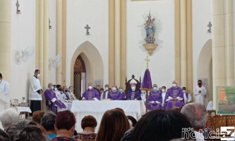 Celebração da Quarta-feira de Cinzas é celebrada por católicos
