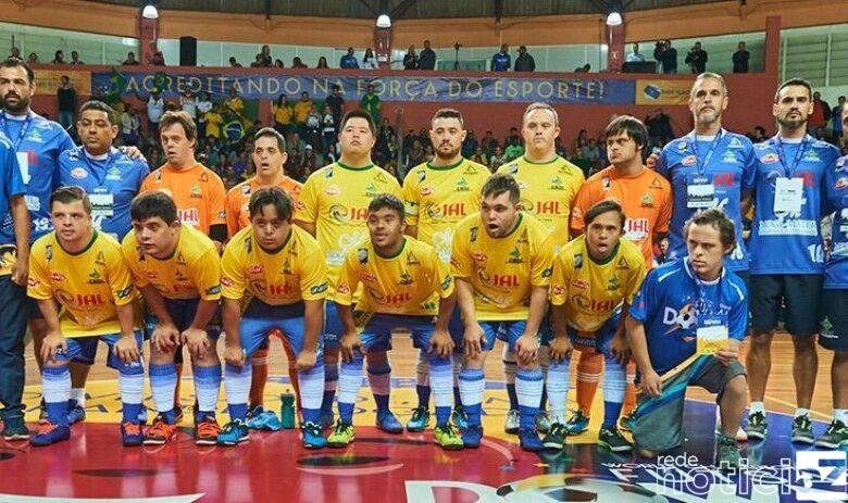 Brasil fatura o bicampeonato mundial de futsal down com goleada sobre a Argentina