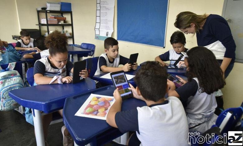 Tablets melhoram o aprendizado dos alunos da rede municipal de ensino de Jundiaí
