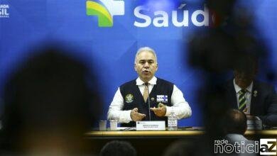 Ministro Marcelo Queiroga assina portaria que encerra emergência da Covid-19