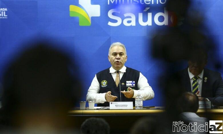 Ministro Marcelo Queiroga assina portaria que encerra emergência da Covid-19