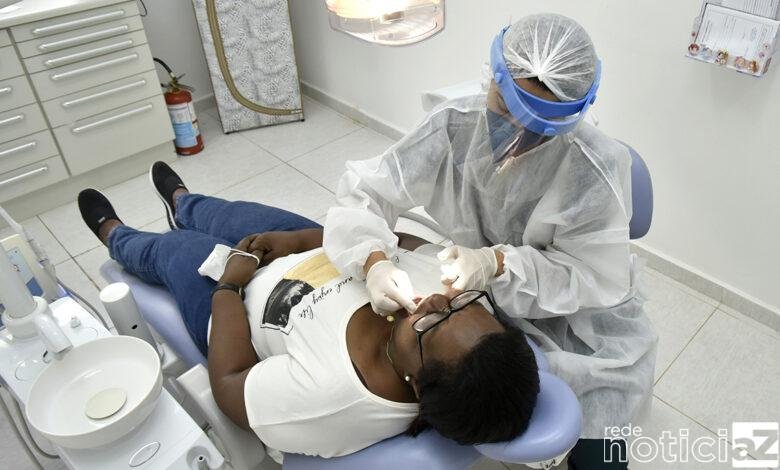 UBS de Jundiaí realiza vacinação contra a Covid-19 e também exames contra o câncer de boca