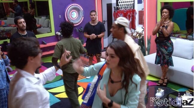Escolevênia não resiste ao paredão do BBB e é eliminada do programa