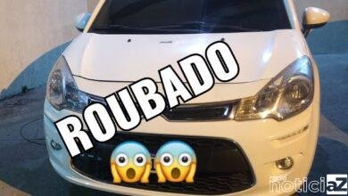 Polícia prende homem que dirigia carro roubado