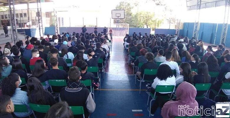 GM nas Escolas leva palestras de combate à violência contra crianças e adolescentes de Louveira