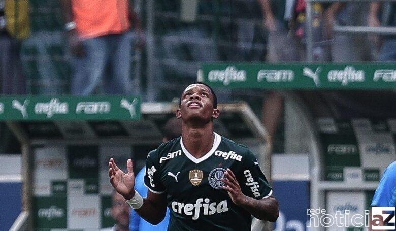 Palmeiras vence o Bragantino e sobe na tabela do Brasileirão