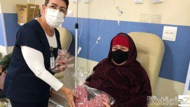 Mães que passam por tratamento de oncologia são homenageadas