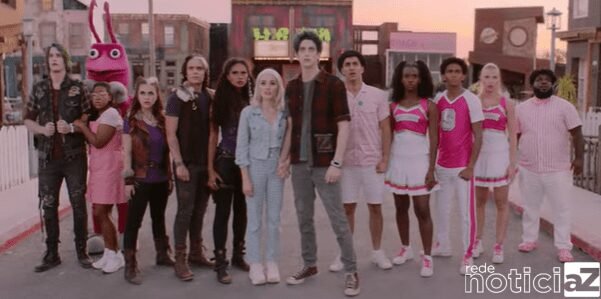 Assista ao trailer oficial de Zumbies 3 filme que estreia em julho