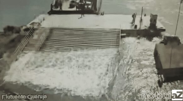 VÍDEO - Flutuante de balsa de travessia do Litoral se rompe e suspende serviço