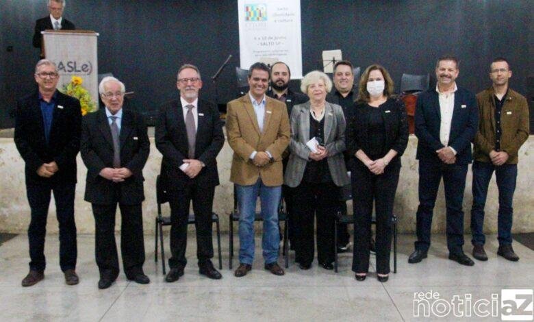 Academia Saltense de Letras tem nova presidente e lançamentos de livros
