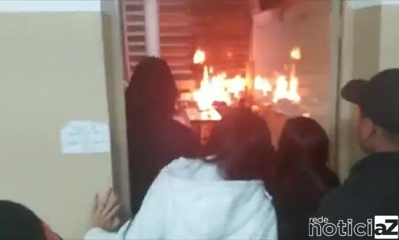 Aluna coloca fogo em escola em ato de Vandalismo
