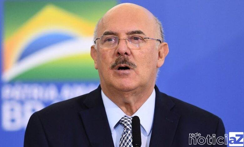VÍDEO - Ex-ministro da Educação Milton Ribeiro é preso