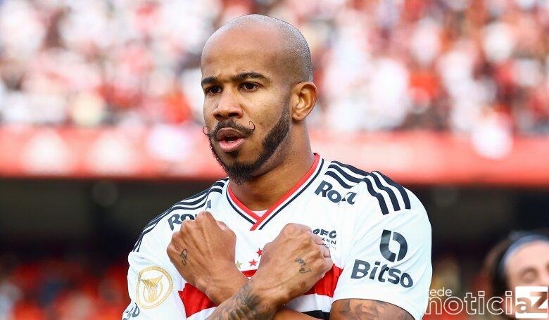 São Paulo bate o América-MG e chega na terceira colocação do Brasileirão