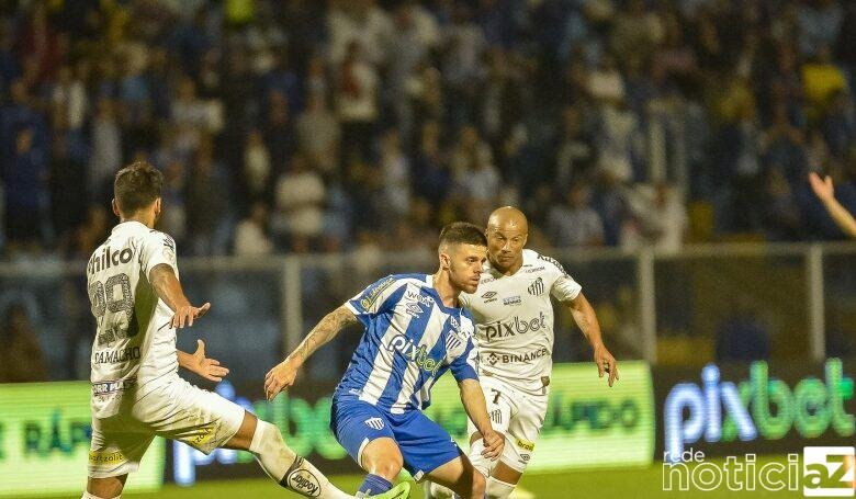 Brasileirão: Santos joga mal e perde para o Avaí na Ressacada