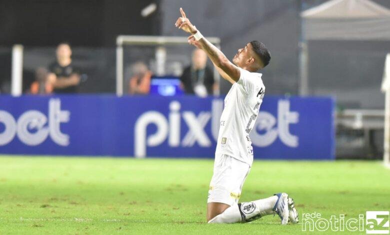 Santos vence Atlético-GO