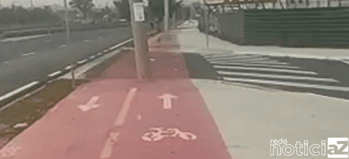 Poste de energia é instalado no meio de ciclovia de Itupeva