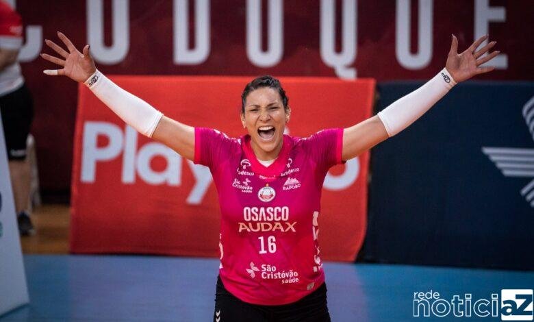 Atleta da Seleção Feminina de Vôlei leva o esporte para estimular a cidadania