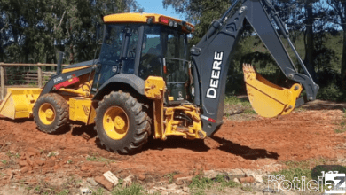 Trator de canteiro de obras é roubado por quadrilha