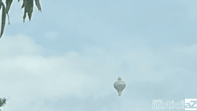 Bandeira de balão cai em cima de fiação elétrica em Várzea Paulista