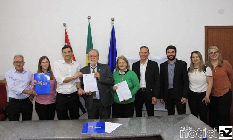 Prefeitura de Itatiba assina contrato com a Universidade PUC-Campinas