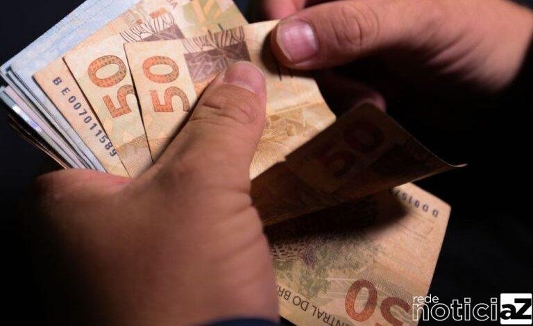 Salário mínimo ideal para uma família deveria ser R$ 6.388,55, calcula Dieese