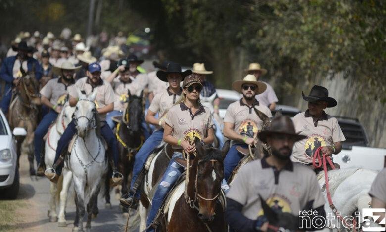 12ª Cavalgada do Circuito das Frutas reúne dez cidades e cerca de 400 participantes