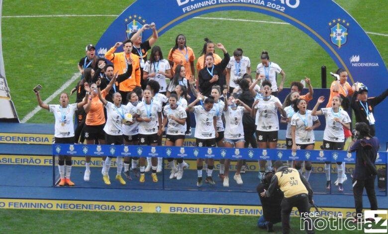 Corinthians é tetra campeão Brasileiro Feminino com goleada sobre o Internacional
