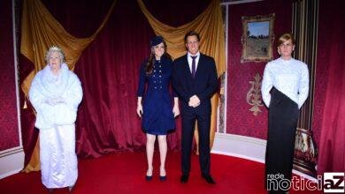 Após a morte da Rainha Elizabeth II, museu de cera em Olímpia incorpora laço preto em estátua da "Realeza”