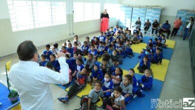 Alunos das escolas da Rede Municipal de Louveira participam do Projeto Indo a Escola Contar História