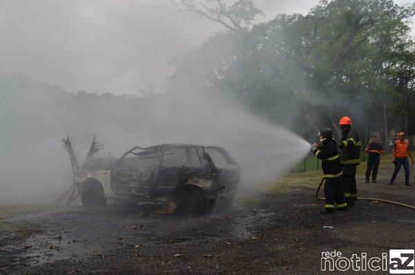 Defesa Civil de Cabreúva participa de treinamento com Bombeiros