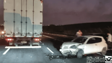 Carro e caminhão se envolvem em acidente na Bandeirantes