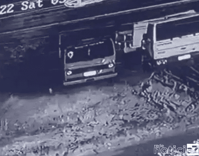 Câmera de monitoramento flagra furto de caminhão em Jundiaí