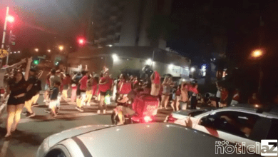 Moradores de Jundiaí comemoram vitória de Lula