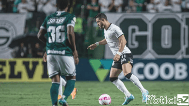 Corinthians fica no empate contra o Goiás e reclama da arbitragem