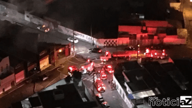 Fogo consome loja de peças para veículos em Jundiaí