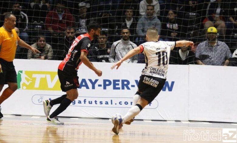 Corinthians vence Joinville na abertura das quartas de final da LNF
