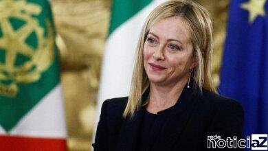 Giorgia Meloni toma posse como primeira-ministra da Itália e faz história