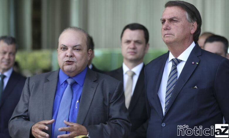 Bolsonaro recebe apoio do governador reeleito do Distrito Federal