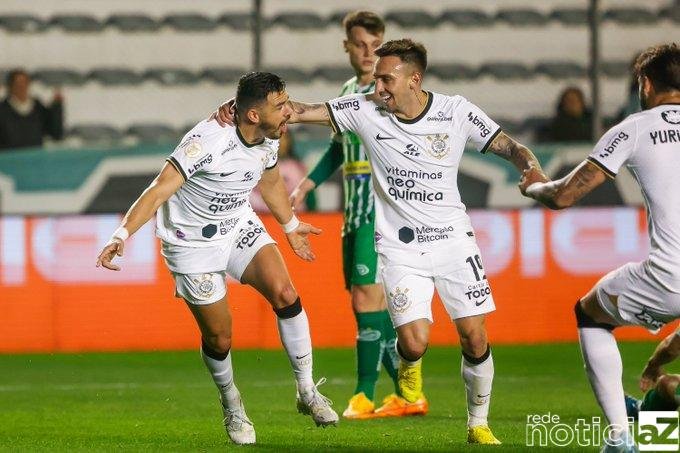 Corinthians vacila e fica no empate contra o lanterna Juventude