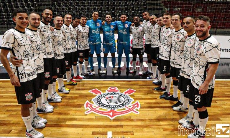 Corinthians vence de virada e é campeão da Liga Nacional de Futsal