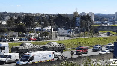 Motociclista se envolve em acidente em rodovia de Jundiaí e complica o trânsito