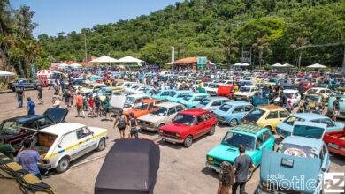 Exposição com mais de 300 carros carros antigos atrai público em Itupeva