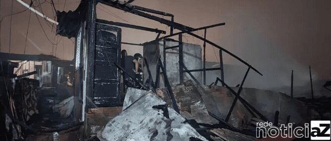 Cerca de 40 barracos são destruídos em comunidade de Santos