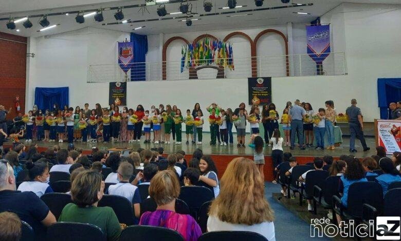 Polícia Militar premia alunos formados no Proerd em Jundiaí