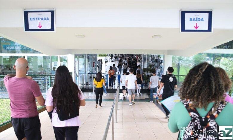 Mais de 3,4 milhões de estudantes vão participar do Enem
