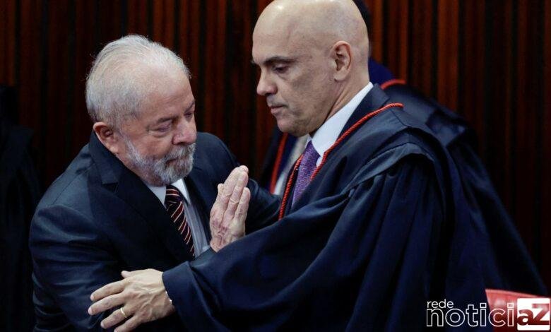 Lula e Alckmin são diplomados no TSE