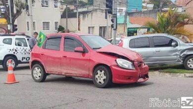 Motorista fica ferida após colisão em Jundiaí