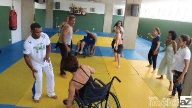Curso de defesa pessoal em Santos beneficia mulheres com deficiência